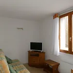 Les Lys Oranges Appartement *