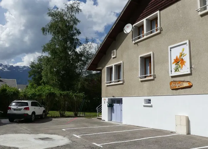 Les Lys Oranges Le Bourg-d'Oisans